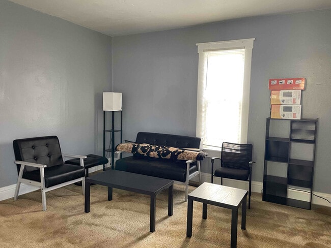 Photo - 419 Dodge St