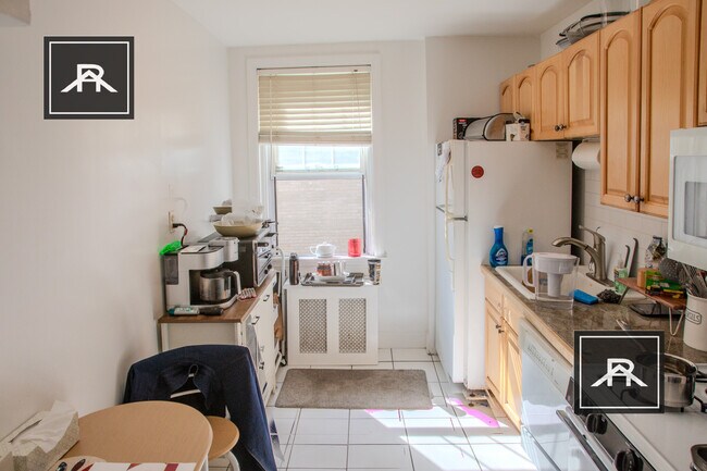 Photo - 2001 Commonwealth Ave Unit 28