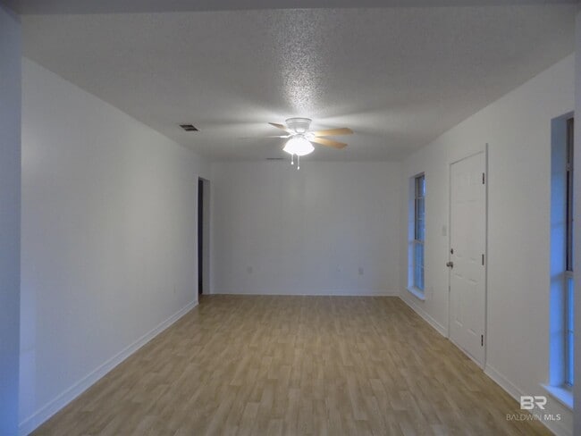 Photo - 23266 Wilson Dr