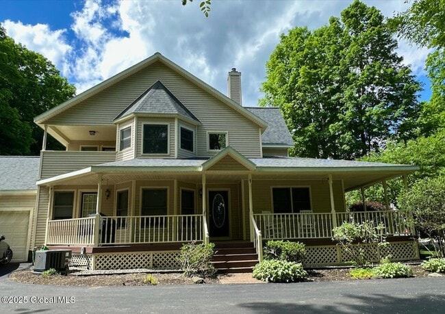 Photo - 1 Inlander Rd