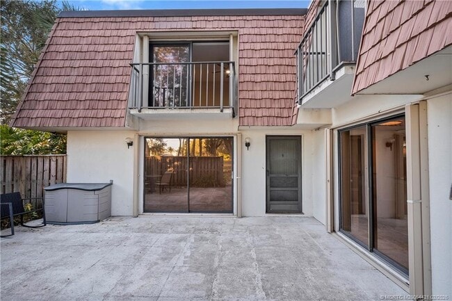 Building Photo - 3098 SW Sunset Trace Cir