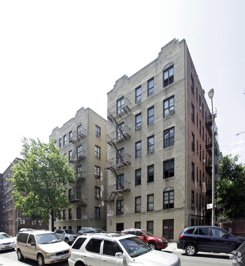346 E 205th Street - 346 E 205th St Apartments