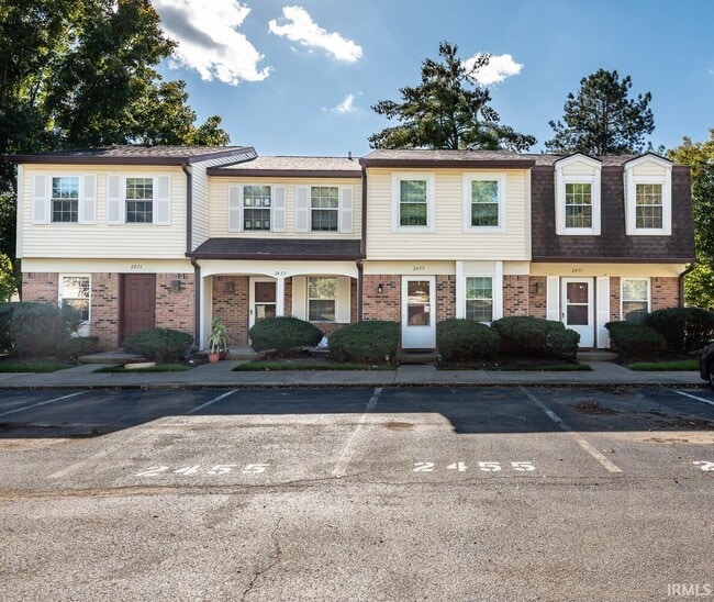 Photo - 2457 S Burberry Ln