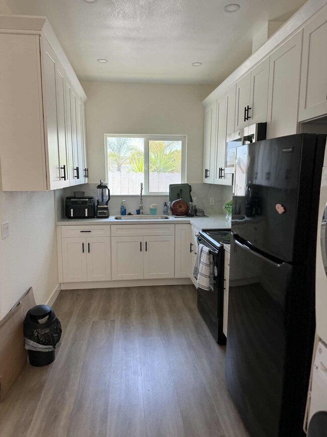 Photo - 11467 Westonhill Dr Unit 11467
