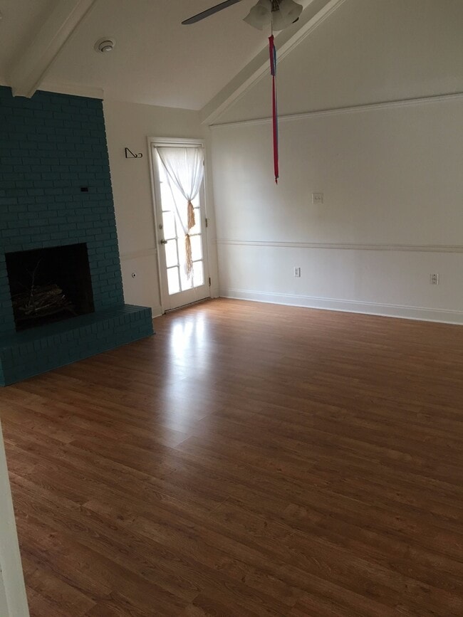 Photo - Great 3 Bed / 2 Bath For Rent in Madison