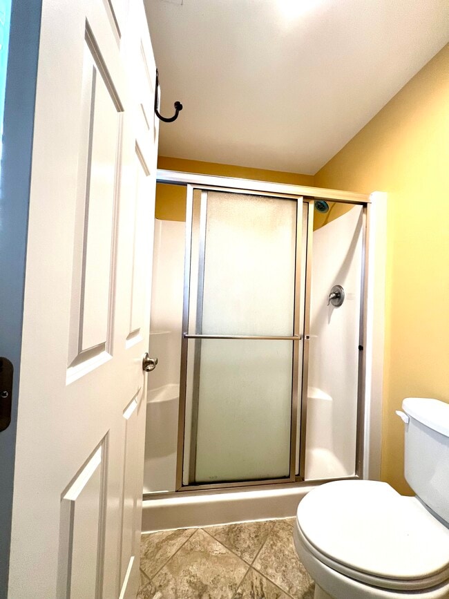 Photo - 104 Charity Ln