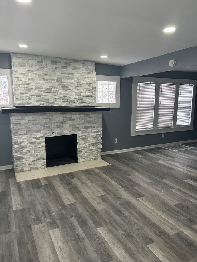 Photo - 14557 Strathmoor St Unit Bottom