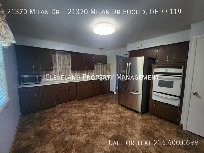 Photo - 21370 Milan Dr Unit 21370 Milan Dr Euclid, OH 44119