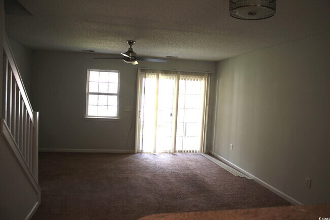 Photo - 1256 Shoebridge Dr