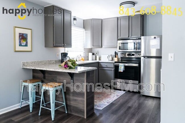 Photo - 2140 Welch Ave