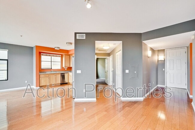 Photo - 800 N 8th St Unidad #235