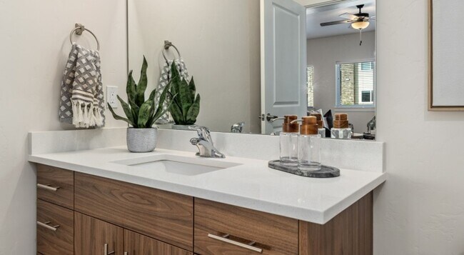3255 E Greenhurst Rd Unit C302
