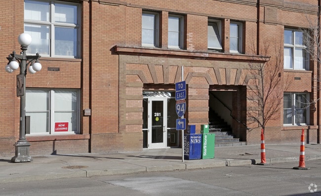 Photo - Crane Ordway Apartments