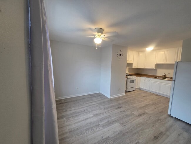 Photo - 2424 Sumac Dr Unidad 2424