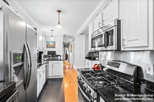 Building Photo - 773 Columbia Rd Unit 3
