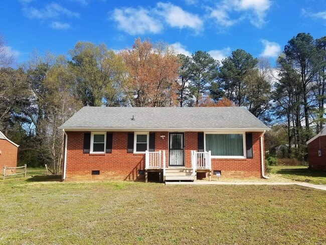 Building Photo - Brick ranch in Henrico off of Laburnum