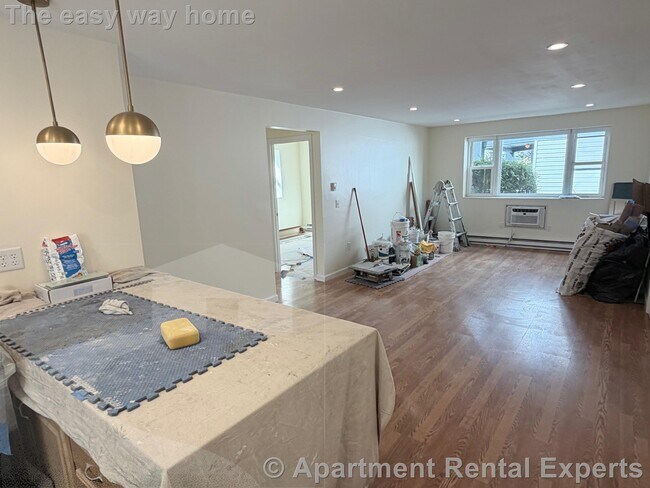 Photo - 104 Trowbridge St Unit #3