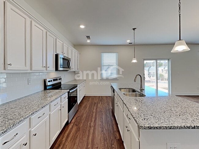 Photo - 2409 Garrett Prk Dr