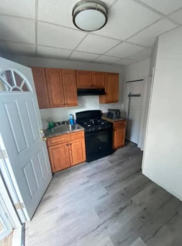 Photo - 152 N Robinson St