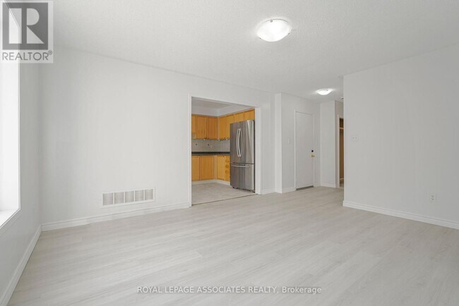 Photo - 25 Cranston Ave