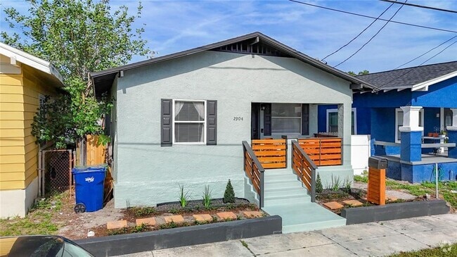 Building Photo - 2904 Sanchez St Rental