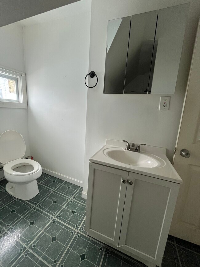 Photo - 17 Winfield St Unit 3