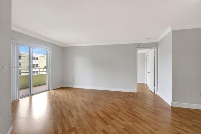 Photo - 10755 SW 108th Ave Apartamento Unidad 205