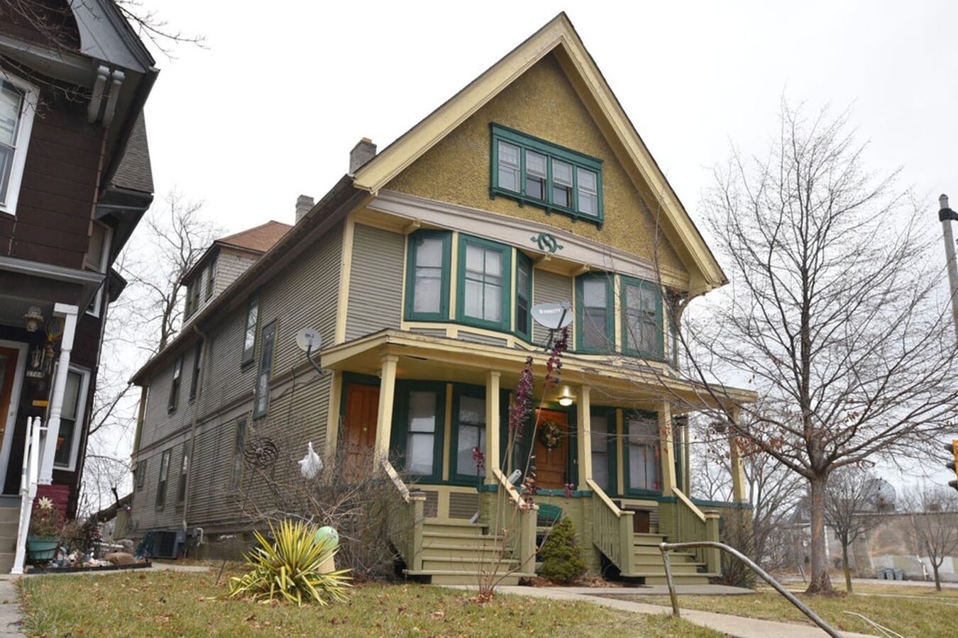 2700-2702 W. State St. (Duplex) - 2700-2702 W. State St. (Duplex) Apartment Unit 2700 Lower