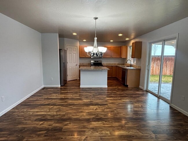 Photo - 16581 Berkley Ave