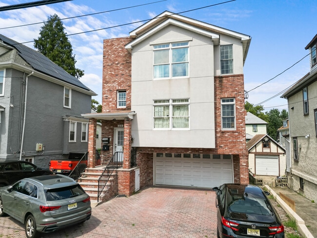 Building Photo - 318 77th St Unit #B