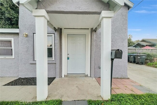 354 E Culver Ave
