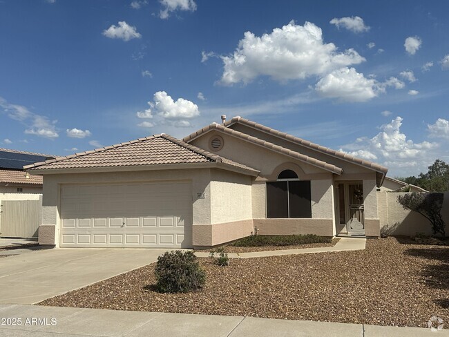Building Photo - 8025 W Salter Dr Rental