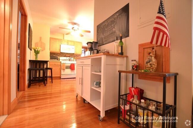 Building Photo - 38 Elmira St Unit 2 Rental