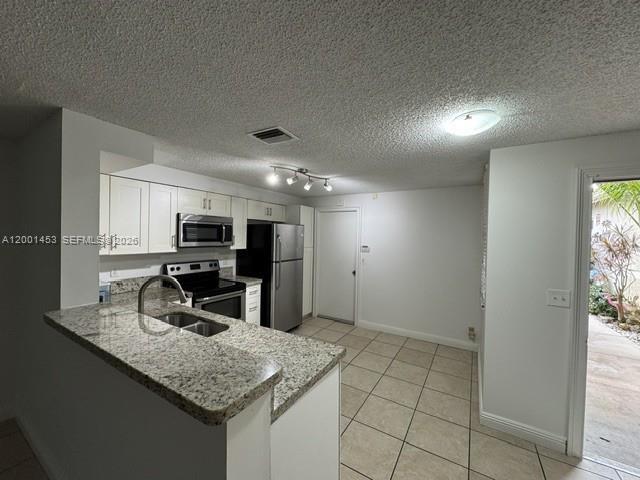 Photo - 721 Talavera Rd