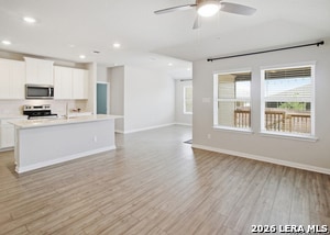 3045 Charyn Wy