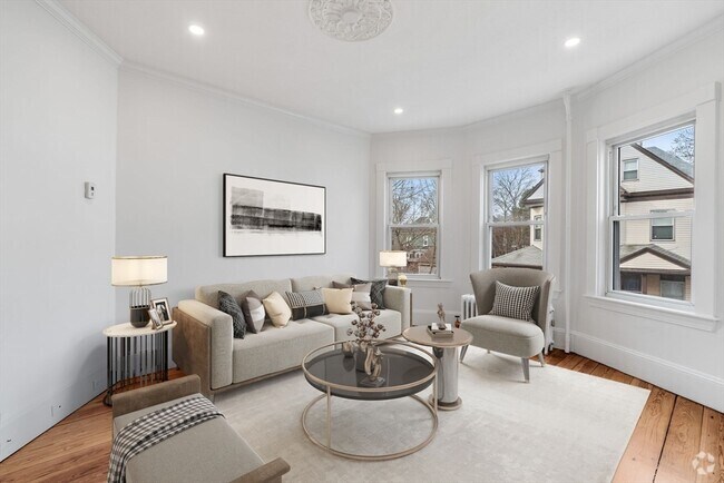 Building Photo - 93 Sydney St Unit 3 Rental