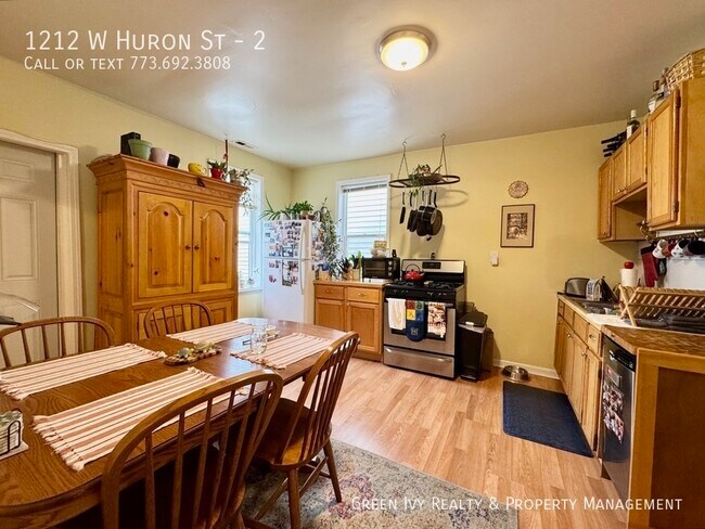 Photo - 1212 W Huron St Unit 2