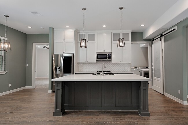 Building Photo - 16407 Wagon Wheel Rd