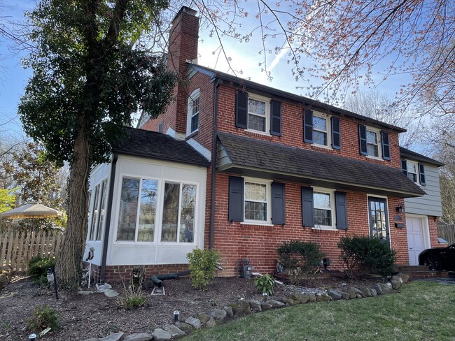 Photo - 210 N Rd Casa