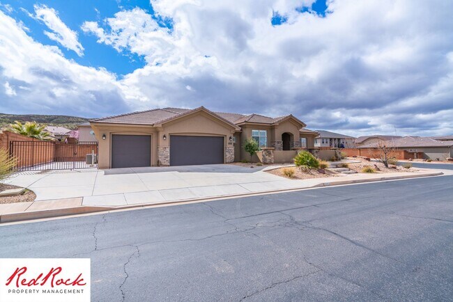 Photo - Spacious 4 bedroom 3.5 bathroom home.