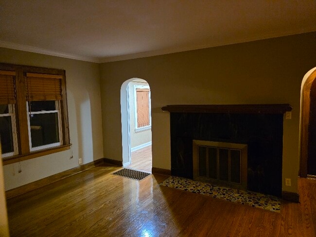 Photo - 727 S Rotherwood Ave