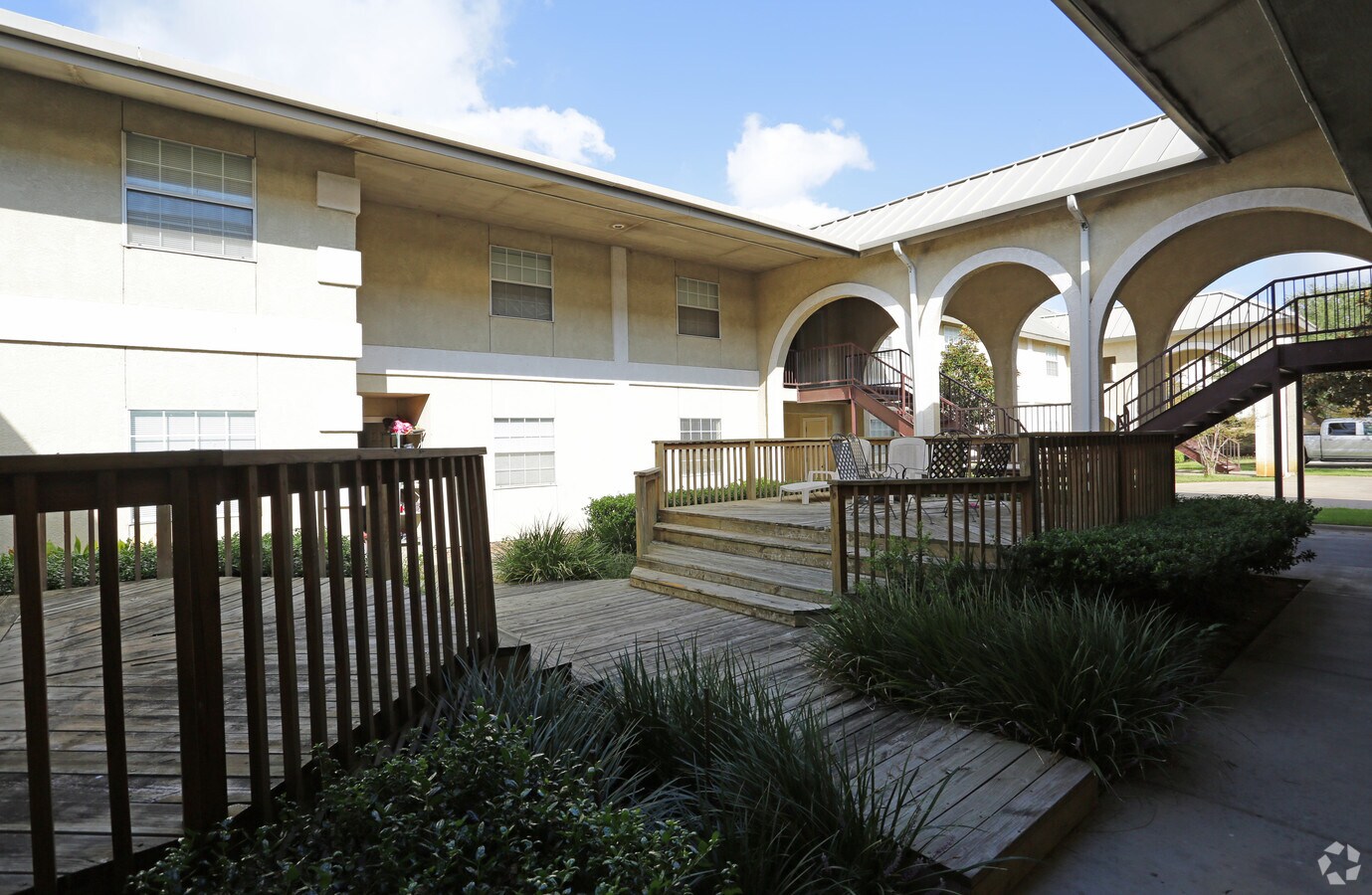 Photo - Cedar Ridge Apartments