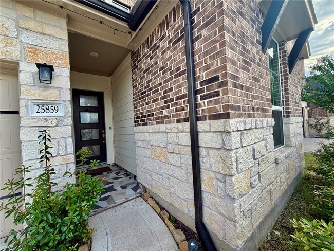 Photo - 25859 Rippey Gln Dr
