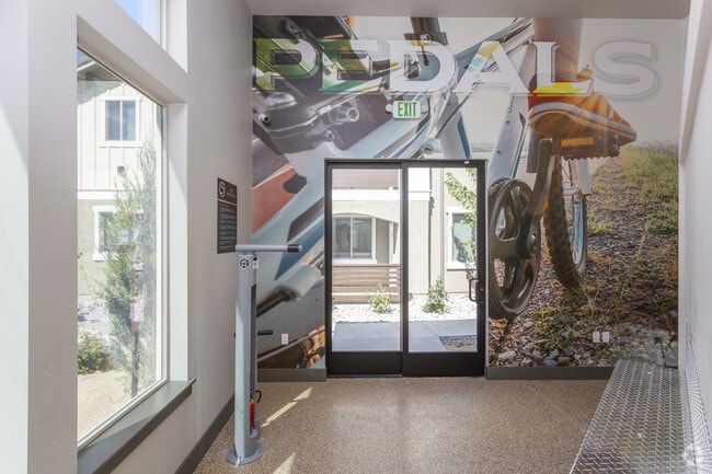 Bike Shop - Silverado Apartments