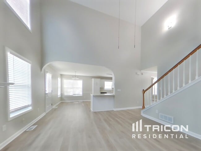 Photo - 2622 Lone Oak Trail