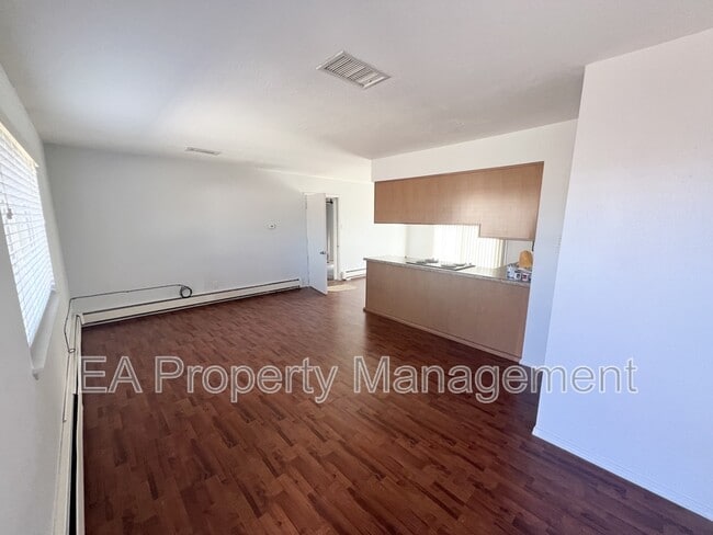 Photo - 5837 Guadalupe Trail NW