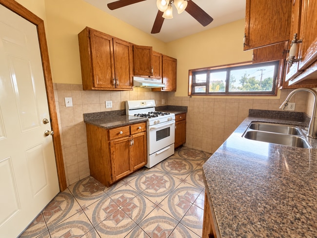 2410 N Kildare Ave Unit 1