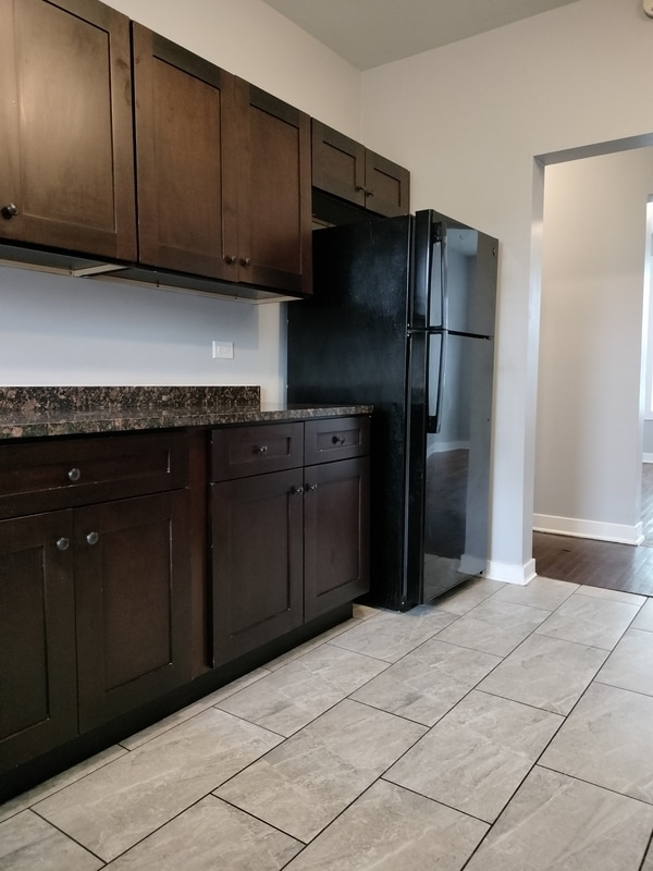 Photo - 1415 W 66th St