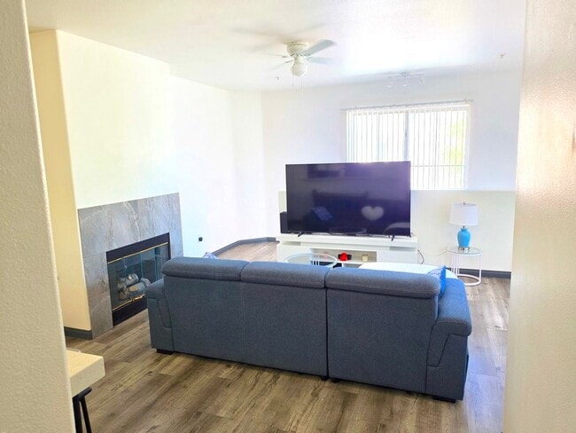 Photo - FULLY FURNISHED * 1BED/1BATH CONDO WITH 1 CAR GARAGE IN SOUTHWEST LAS VEGAS