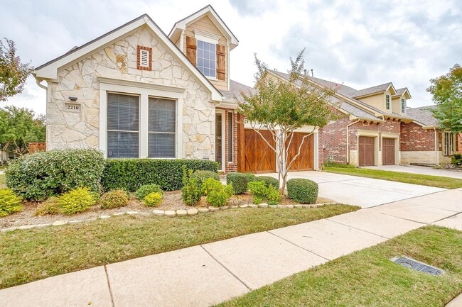 Photo - Amazing Well Maintained 3 Bedroom, 2 Bath Home in Euless Gated Community- 76039- Grapevine-Colley...